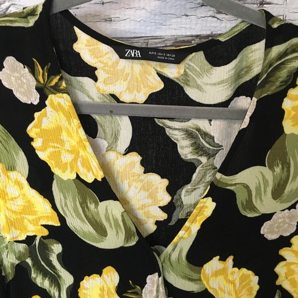 Zara Black/Yellow Floral Wrap Top - Picture 3 of 7